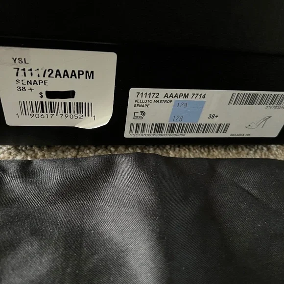 Saint Laurent velvet mules - Picture 7 of 7